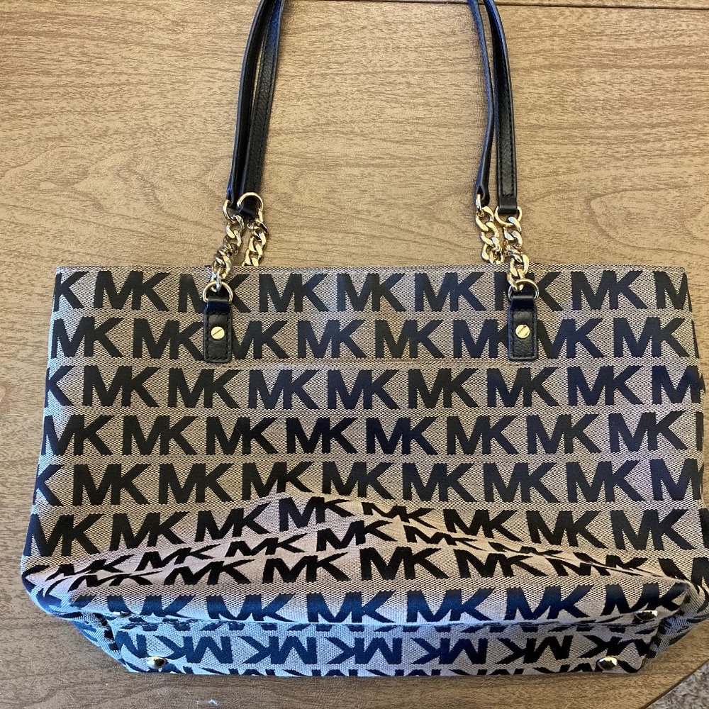 Michael Kors Tote